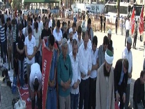 Ayasofya ibadete açılsın eylemi!