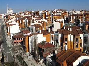 Kentsel dönüşümden önce ev sahibiydiler, şimdi borçlular