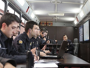 Avrupa'nın en büyük toplu polis kuvveti