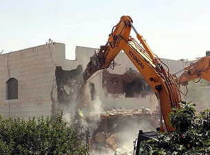 İsrail askerleri, Kudüs'te Filistinlilere ait binayı yıktı