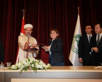 Görmez'den müftülere evlenme-boşanma direktifi