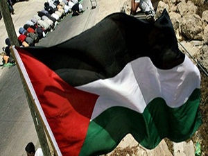 FKÖ'den sığınmacılara nakdi yardım