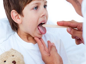 Yılda 6'dan fazla bademcik iltihabı yaşayanlara ameliyat şart!