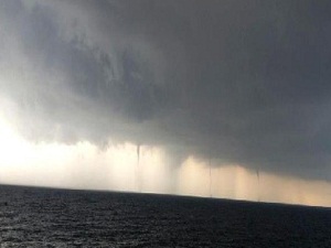 Hortumlarda ölü sayısı 18'e yükseldi