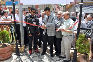 İhtiyaç sahibi öğrenciler yararına kermes düzenlendi