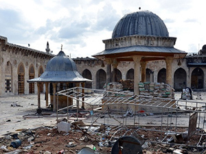 Suriyeli alimler: Camiler bombalanıyor!