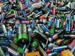 İzmirliler atık pil toplamada yine rekor kırdı