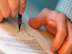 Üniversite mezunlarına kredi müjdesi