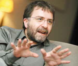 Ayasofya’nın ibadete açılma rüyası canlılığını koruyor