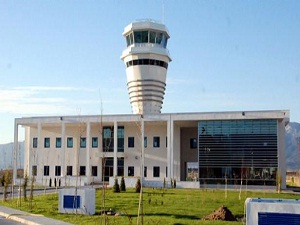 Edremit’e uçuşlar başladı