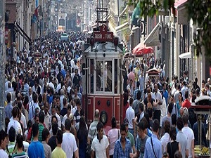 Taksim esnafı kan ağlıyor