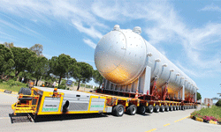 910 tonu 352 tekerlekle taşıdı