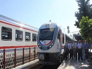 Adana–Mersin arasına yeni dizel tren devreye girdi