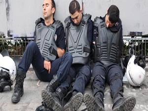 Devlet memuru 160 saat polis ise 400 saat...