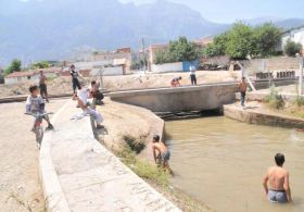 Sıcaklar Artıyor Sulama Kanallara Dikkat
