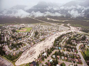 Şimdi de Kanada sele teslim