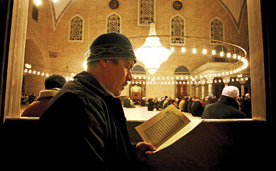 Televizyonlarda Berat kandili programları