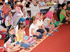 Camiler çocuk sesiyle şenlendi