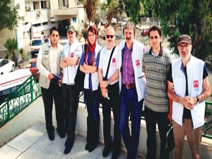 Hem eğitecekler hem ameliyat yapacaklar