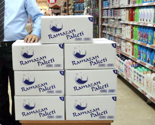 Marketlerde Ramazan kumanyası hareketliliği