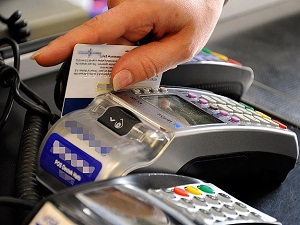 Seyyar EFT-POS cihazına geçiş uzatıldı