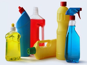 Açıkta bırakılan zehirli maddeler çocukları ölüme götürebiliyor