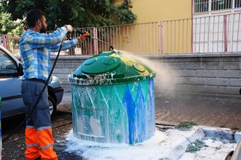 Başkandan sulu çöp uyarısı
