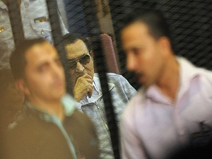 Mübarek son davadan beraat etti