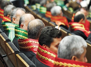 Gül, yüksek yargıda 20 yıl şartını onayladı hukukçular endişeli