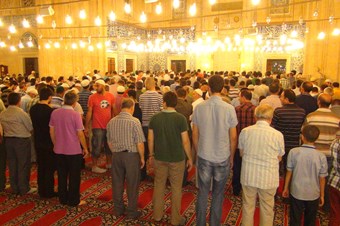 Selimiye'de ilk teravih