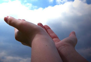 Akan kanın durması için çok dua edelim