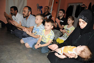 Suriyeliler Ramazanı vatan hasretiyle karşıladı