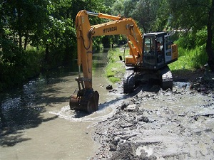 Sapanca Gölü’nü besleyen dereler temizleniyor