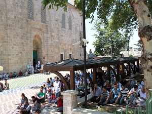 Ramazan ayının ilk cumasında camiler doldu taştı