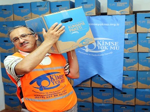 Kimse Yok Mu Muğla Şubesi 300 aileye Ramazan kumanyası dağıttı