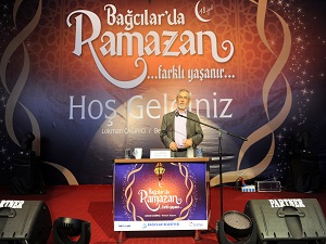 İlahiyatçı Demircan: Bir tebessüm de sadakadır