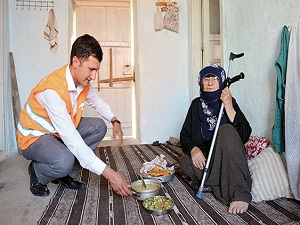 93 yaşında, oruçlarını eksiksiz tutuyor