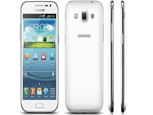 Samsung yeni Galaxy Win'i tanıttı