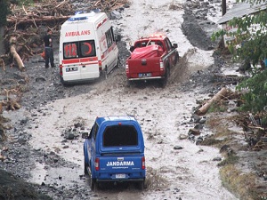 Hatay 'da sel ve heyelan: 4 ölü