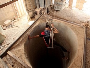 Mısır'daki darbe Gazze'nin Can damarlarını kuruttu