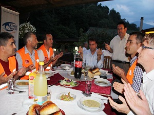 Kimse Yok Mu gönüllüleri, Kosava'ya da el uzattı
