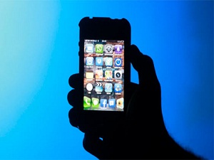 iPhone, daha da büyüyecek!