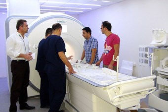 Devlet Hastanesi'nde MR cihazı hizmet vermeye başladı