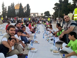 Sadakataşı Derneği Ramazan çalışmalarına başladı