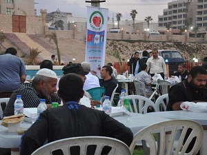 ‘Yardımeli’ Gazzeli ailelere de uzandı