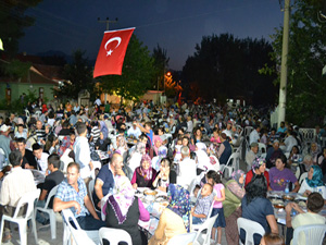 Alevi ve Sünniler cenaze düğünlerini birlikte yapıyor