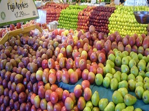 Domates ve biber fiyatı düştü, meyve yükseldi