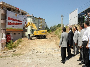 Vatandaş müteahhit işbirliği yaptı, kentsel dönüşüm başladı