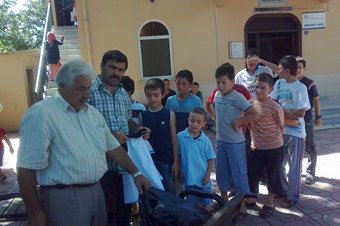 Kur'an kursu öğrencilerine bayramlık