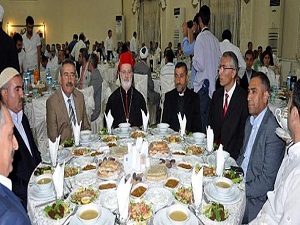 Farklı dinler iftarda buluştu